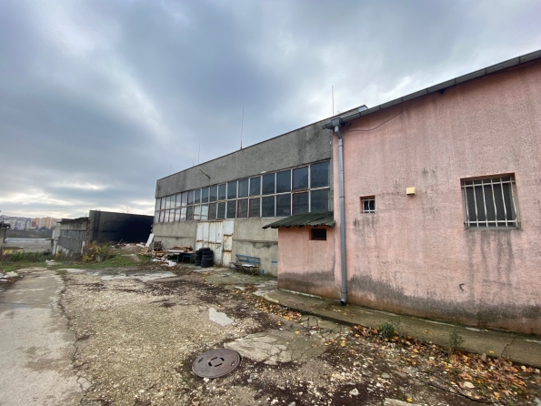 Производствен складов обект в Добрич, бул."25-ти Септември" №78 снимка 1